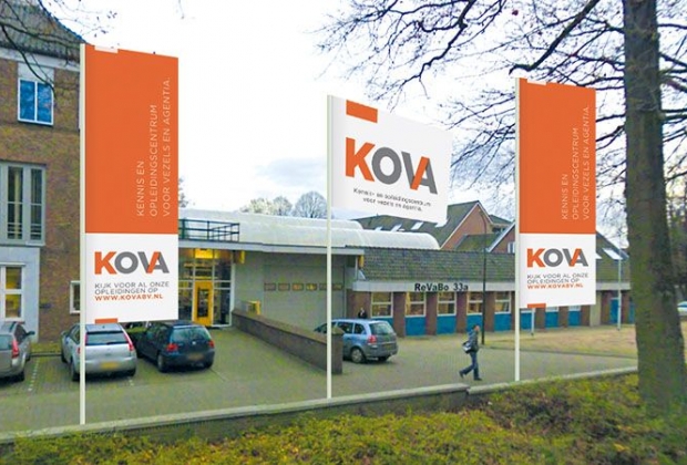 kova-vlaggen-aanzicht-entree-ontwerpen-ingang